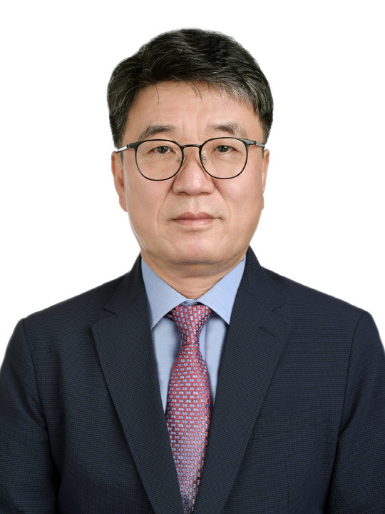 문재인 대통령이 30일 보건복지부 제2차관으로 내정한 류근혁 대통령비서실 사회정책비서관. 청와대 제공.